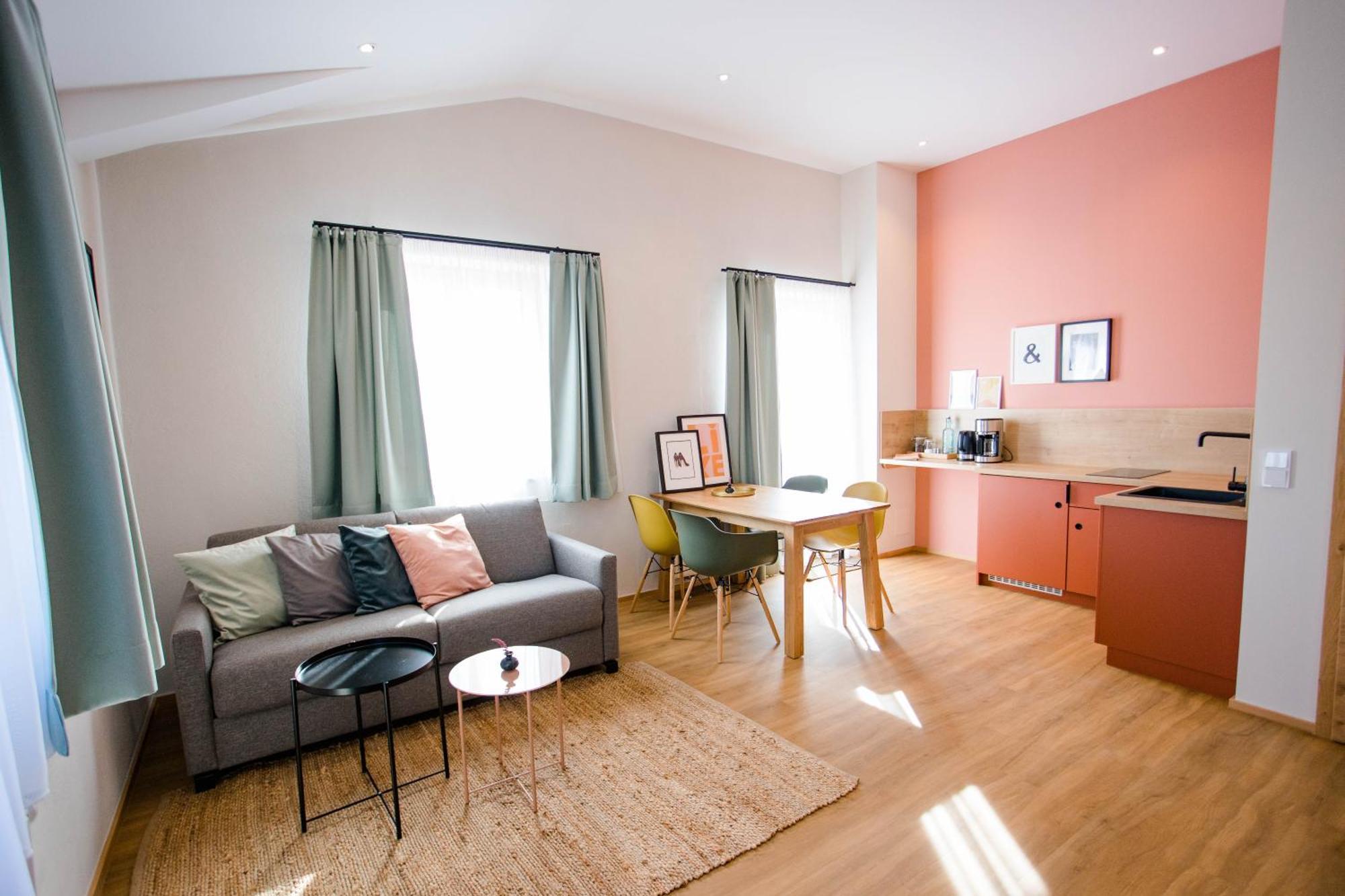 Stadthotel Freilassing Kültér fotó