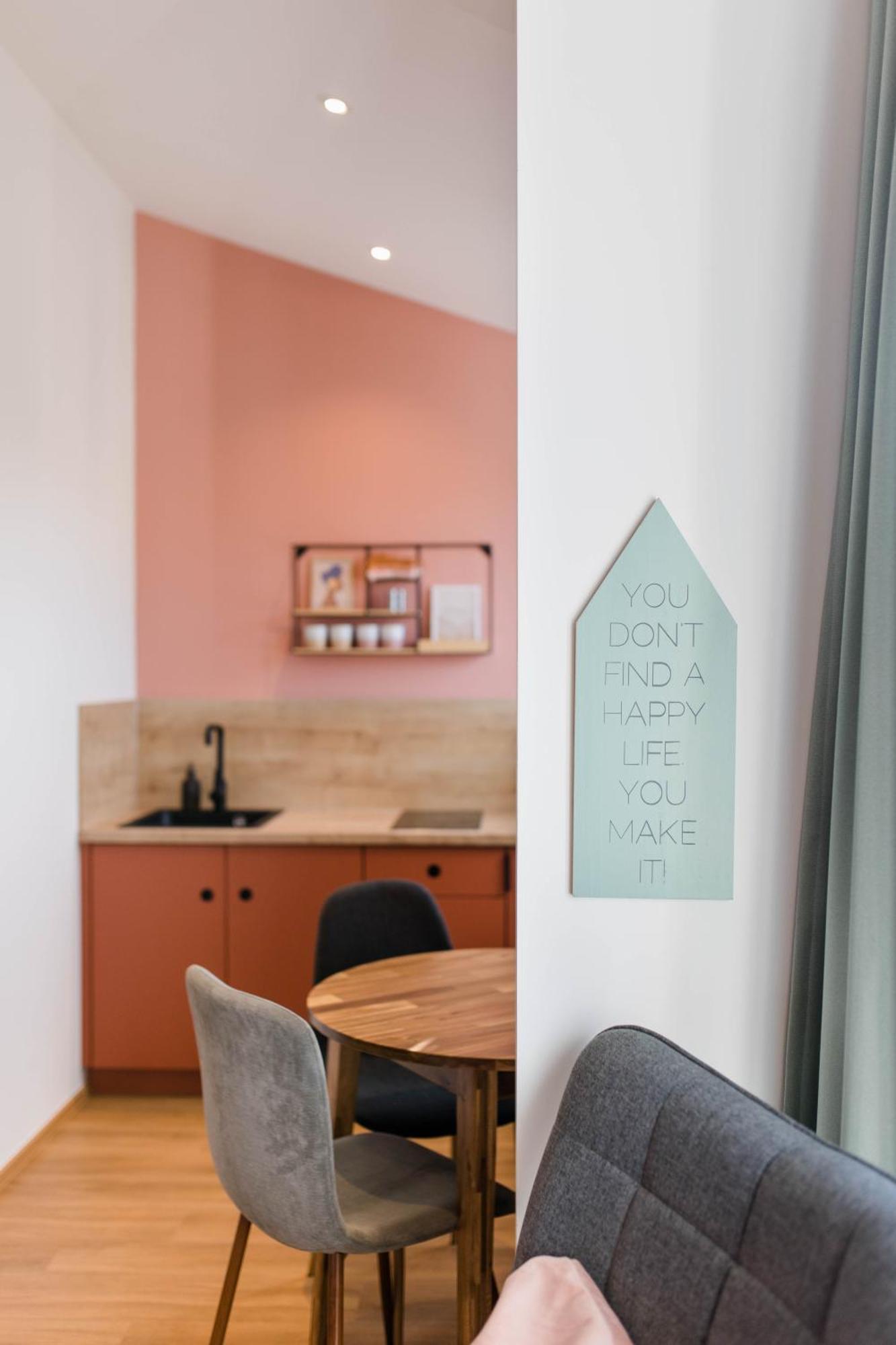 Stadthotel Freilassing Kültér fotó