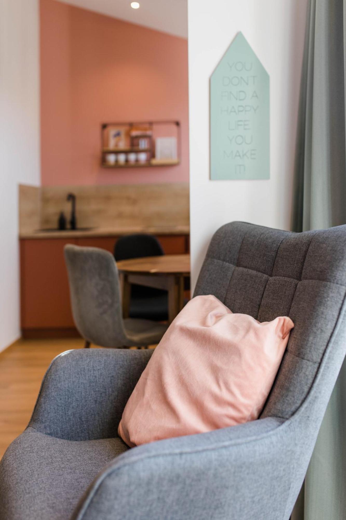 Stadthotel Freilassing Kültér fotó